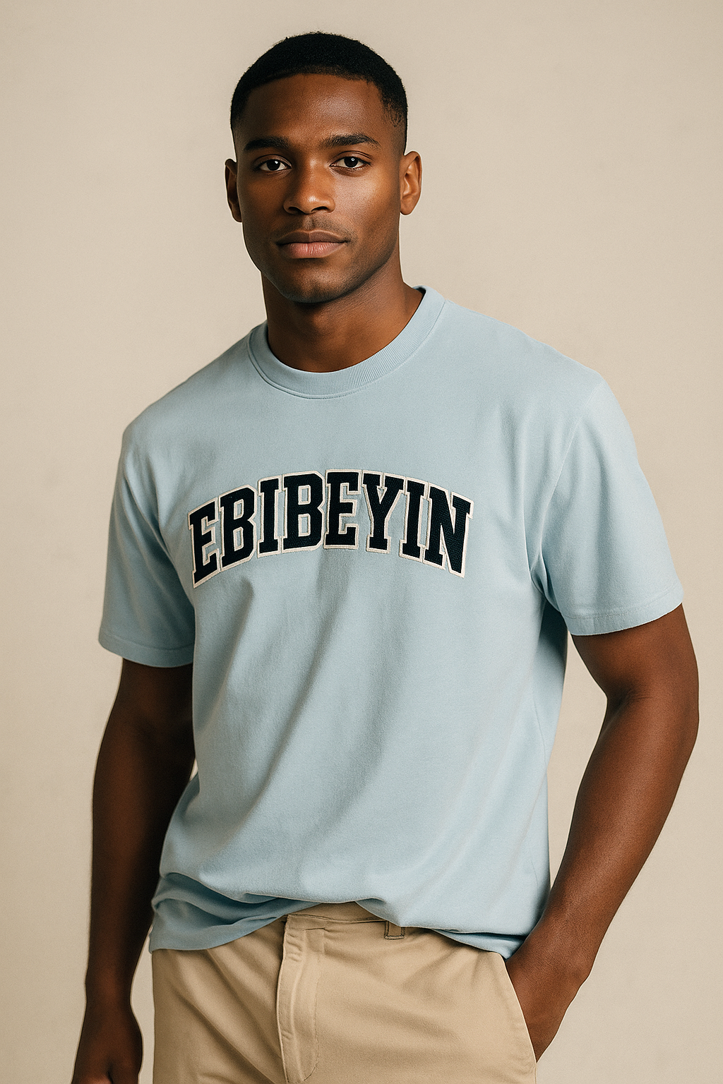 Camiseta Ebibeyin bordada en negro - Unisex